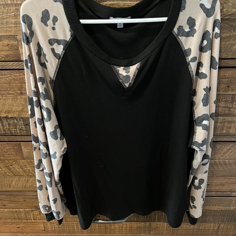 Black and leopard long sleeve top